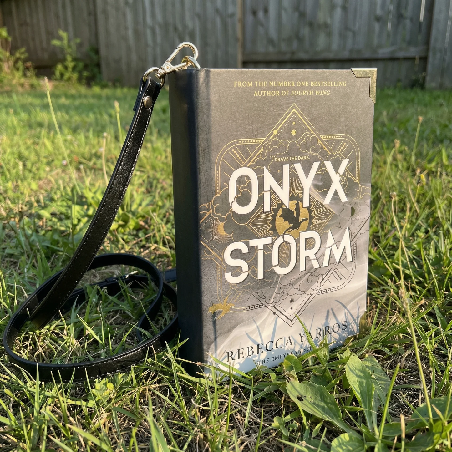 Bookyard Haven™ — Onyx Storm